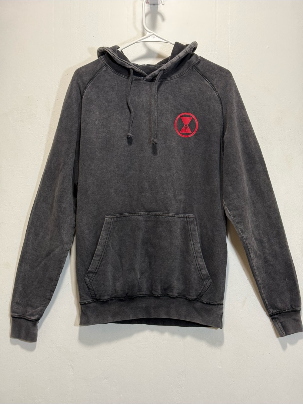 Firefly Acid Washed Marvel Black Widow Pullover Hoodie Men’s sz S